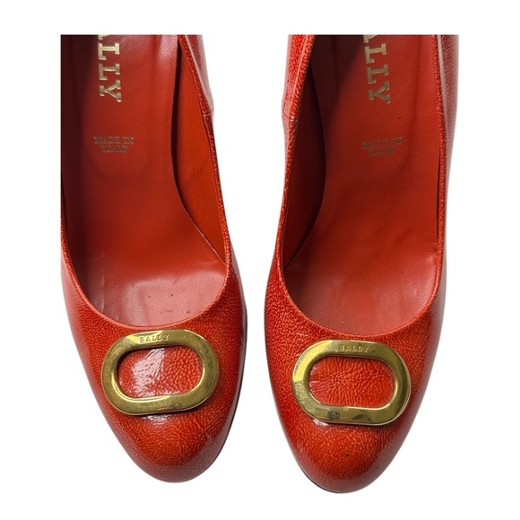 Bally Red Round Toe Pumps Heels - Picture 3 of 10